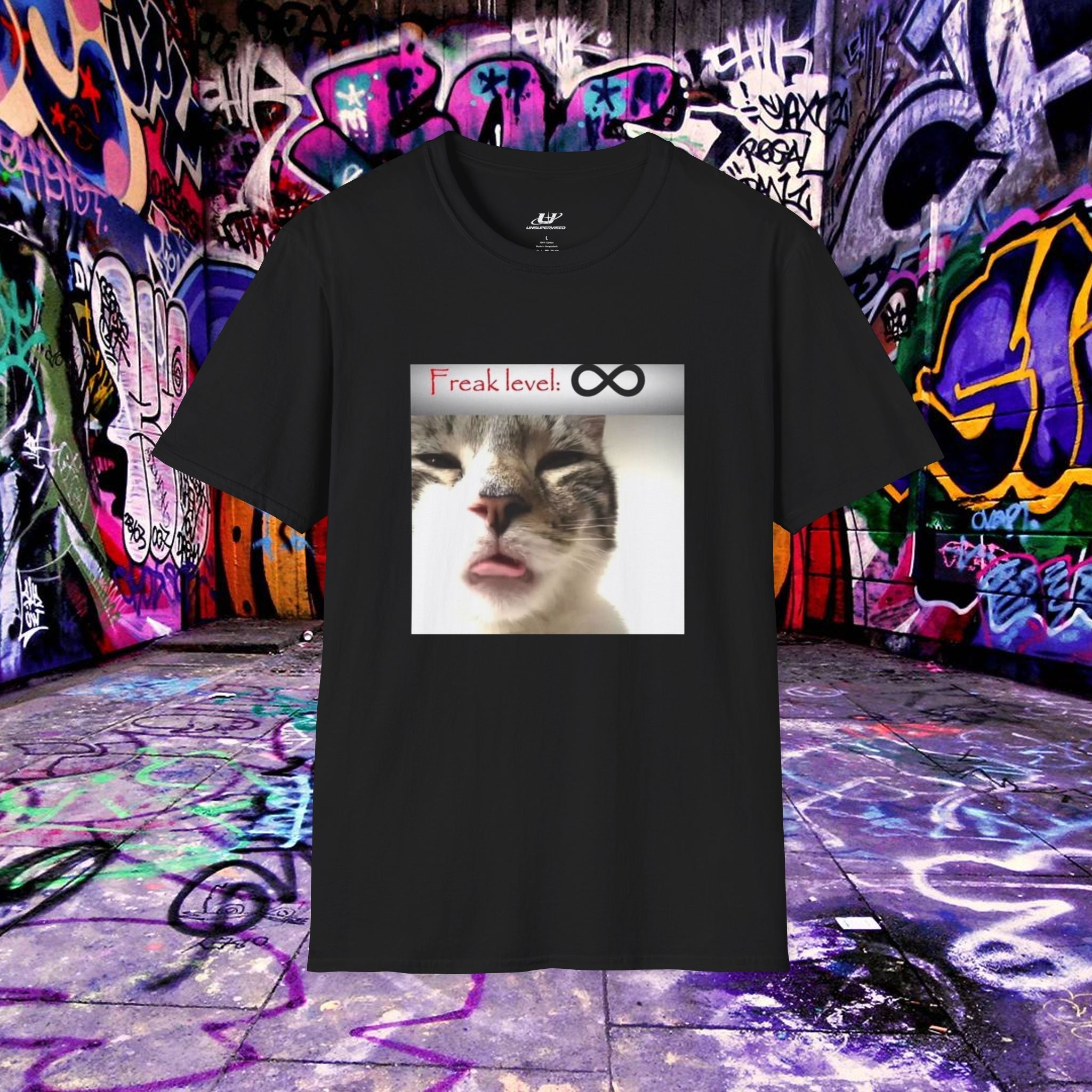 Ultimate freak Tee - Unsupervised